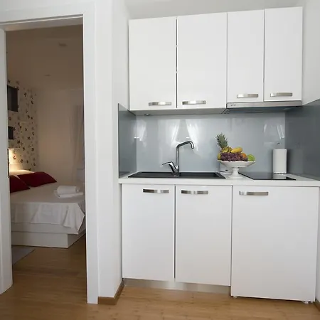 Annya Apartment